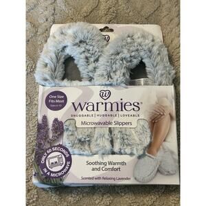 NIB Warmies Microwavable Slippers Size 6-10 Grey Faux Fur Comfort Lavender Scent